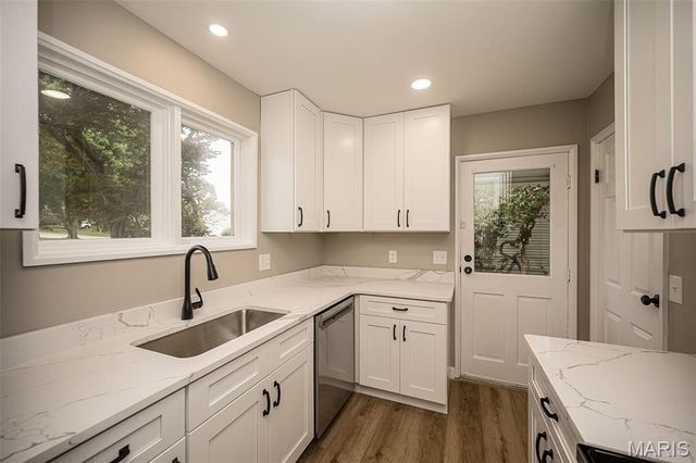 2568 Bonniebrook Drive, Maryland Heights, MO 63043