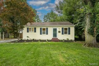 2568 Bonniebrook Drive, Maryland Heights, MO 63043