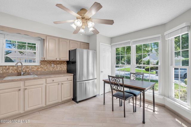 7 Petunia Place, Freehold, NJ 07728