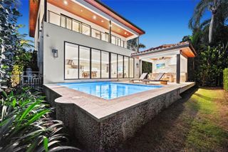 5831 Alton Rd, Miami Beach, FL 33140