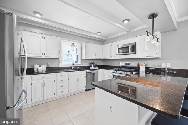 2819 RIFLE RIDGE RD, Oakton, VA 22124