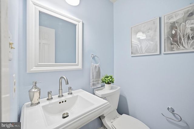 2819 RIFLE RIDGE RD, Oakton, VA 22124
