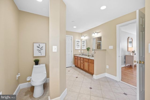 2819 RIFLE RIDGE RD, Oakton, VA 22124