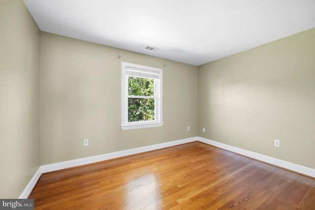 2819 RIFLE RIDGE RD, Oakton, VA 22124
