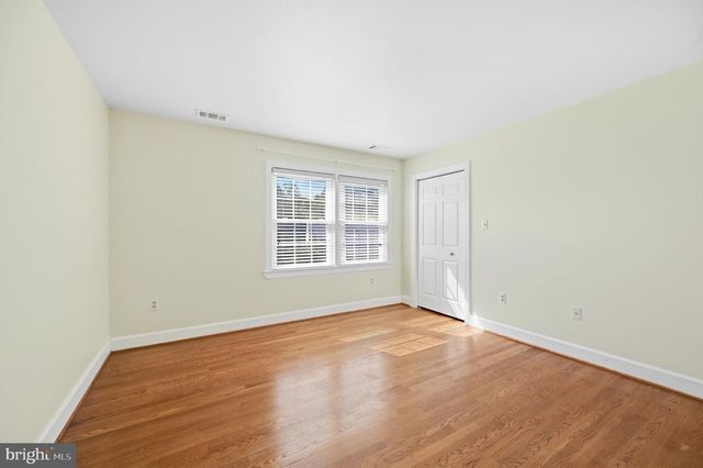 2819 RIFLE RIDGE RD, Oakton, VA 22124