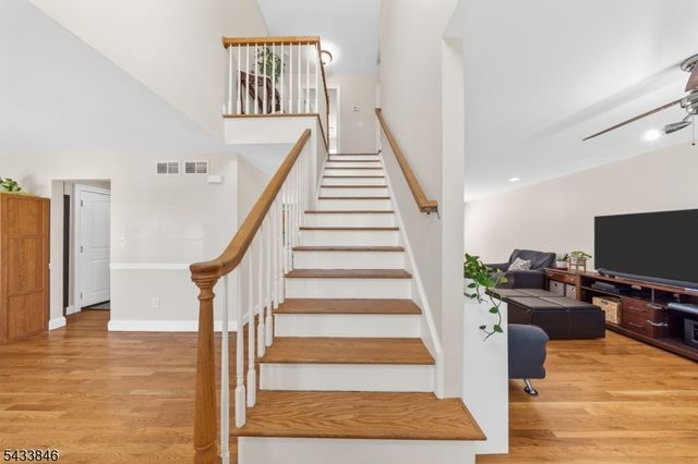 418 Oak St, Boonton Town, NJ 07005