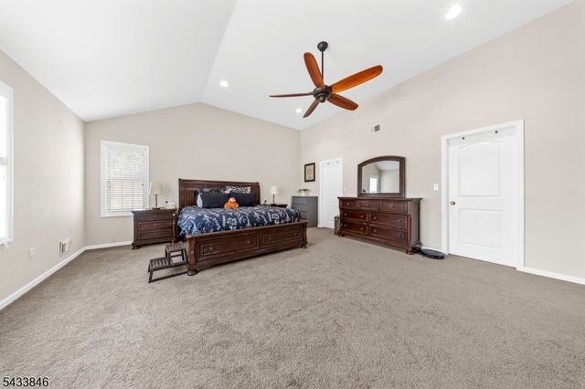 418 Oak St, Boonton Town, NJ 07005