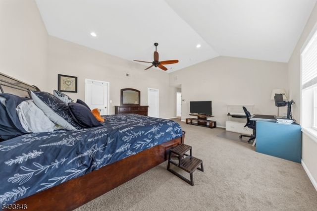 418 Oak St, Boonton Town, NJ 07005