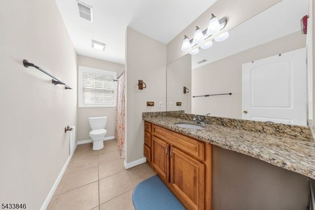 418 Oak St, Boonton Town, NJ 07005
