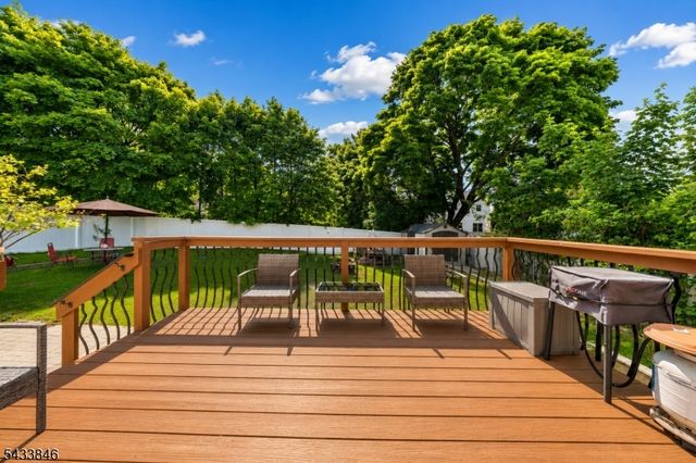 418 Oak St, Boonton Town, NJ 07005