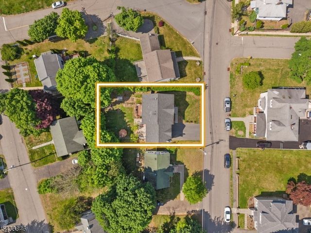 418 Oak St, Boonton Town, NJ 07005