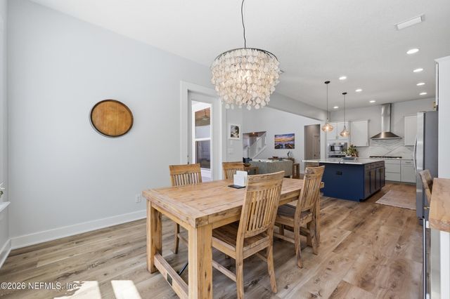 2041 WATERWAY ISLAND Lane, Jacksonville Beach, FL 32250