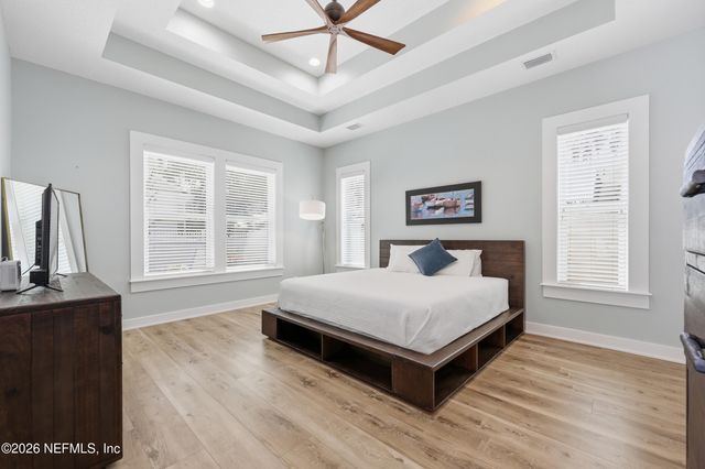 2041 WATERWAY ISLAND Lane, Jacksonville Beach, FL 32250