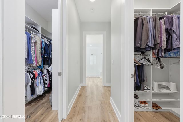 2041 WATERWAY ISLAND Lane, Jacksonville Beach, FL 32250