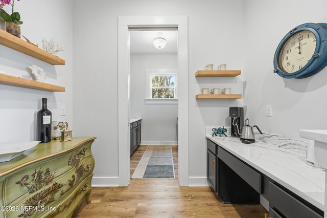 2041 WATERWAY ISLAND Lane, Jacksonville Beach, FL 32250