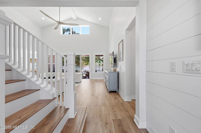 2041 WATERWAY ISLAND Lane, Jacksonville Beach, FL 32250