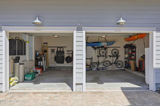 2041 WATERWAY ISLAND Lane, Jacksonville Beach, FL 32250