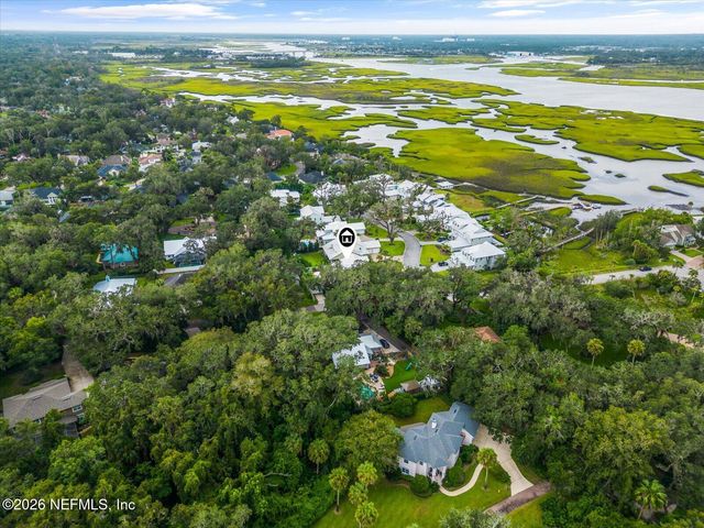 2041 WATERWAY ISLAND Lane, Jacksonville Beach, FL 32250