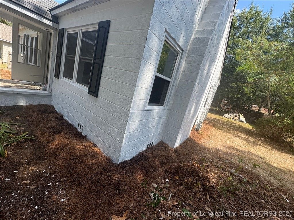 116 E McNeill Drive, Red Springs, NC 28377 — photo 5