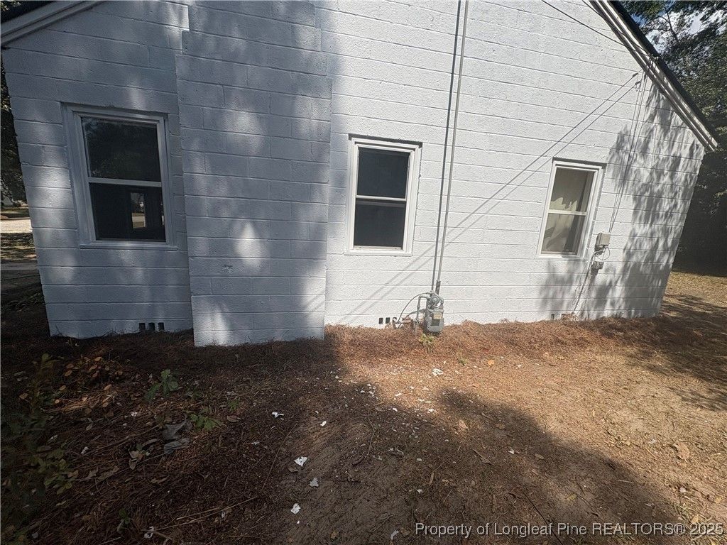 116 E McNeill Drive, Red Springs, NC 28377 — photo 6