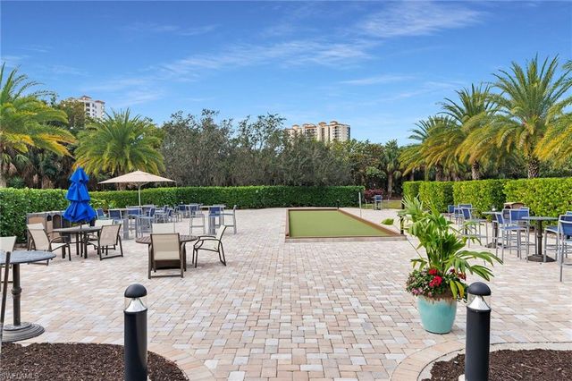 1065 Borghese LN 1902, Naples, FL 34114