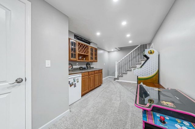 1200 Seminole Drive, Crown Point, IN 46307