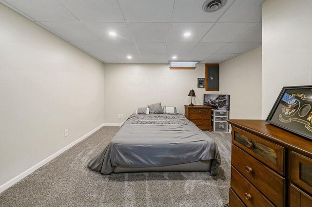 1200 Seminole Drive, Crown Point, IN 46307