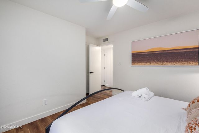 8537 E CLARENDON Avenue, Scottsdale, AZ 85251