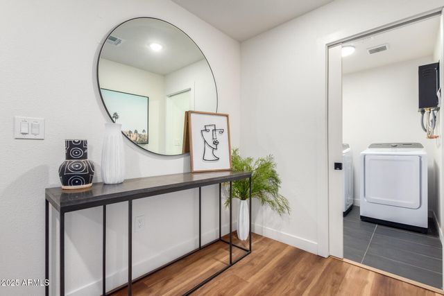 8537 E CLARENDON Avenue, Scottsdale, AZ 85251