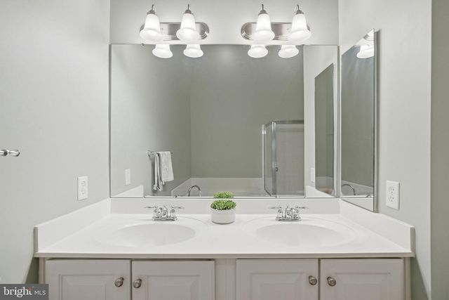 223 TALL TREES CIR, Downingtown, PA 19335