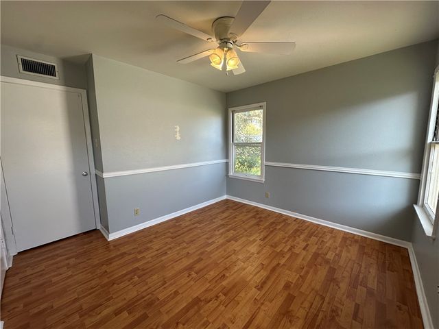 117 Holly Dr, Portland, TX 78374