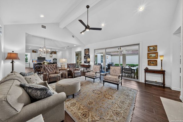 7114 Bluff Run, San Antonio, TX 78257