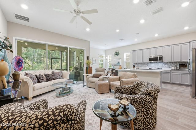 86 WHEELWRIGHT Lane, Jacksonville, FL 32081