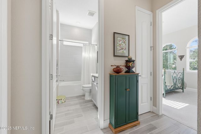 86 WHEELWRIGHT Lane, Jacksonville, FL 32081