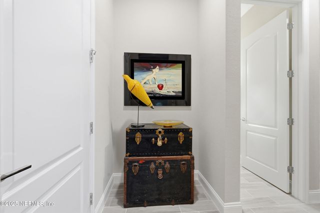 86 WHEELWRIGHT Lane, Jacksonville, FL 32081