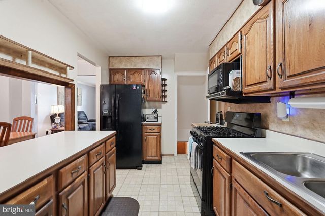 8566 MAIN AVE, Pasadena, MD 21122