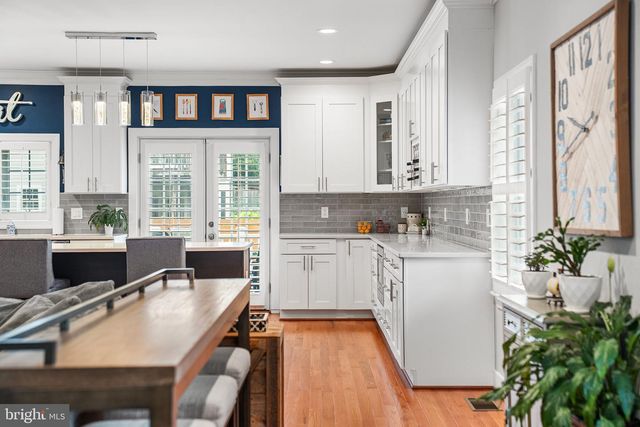 613 S BUCHANAN ST, Arlington, VA 22204