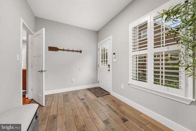 613 S BUCHANAN ST, Arlington, VA 22204