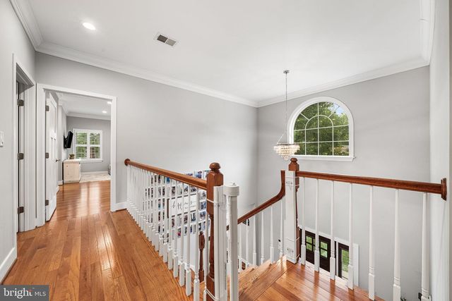 613 S BUCHANAN ST, Arlington, VA 22204