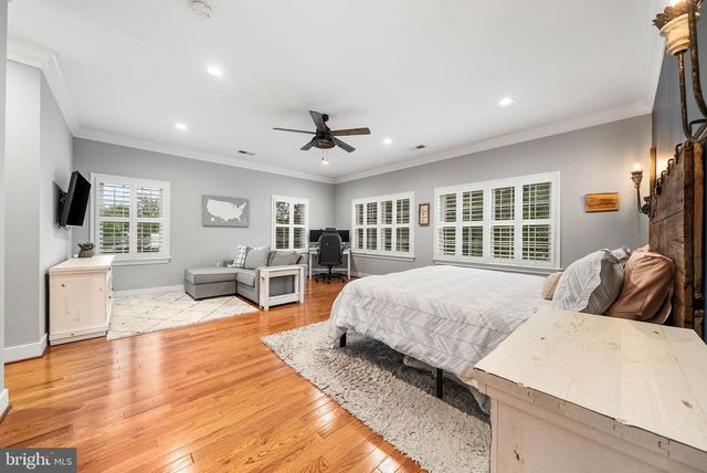 613 S BUCHANAN ST, Arlington, VA 22204
