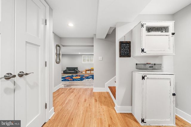 613 S BUCHANAN ST, Arlington, VA 22204