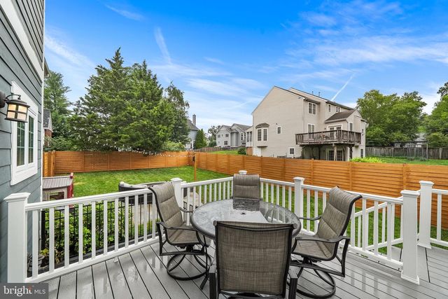 613 S BUCHANAN ST, Arlington, VA 22204
