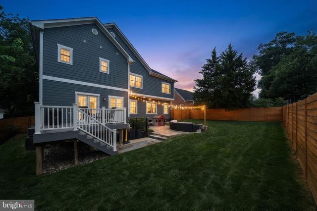613 S BUCHANAN ST, Arlington, VA 22204