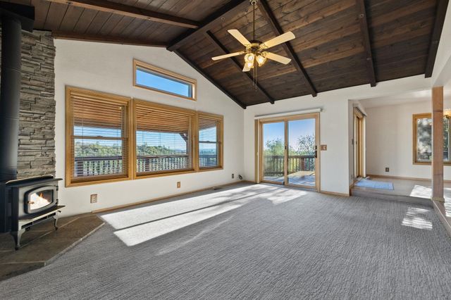 21239 Pokie Dr, Soulsbyville, CA 95372