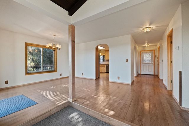 21239 Pokie Dr, Soulsbyville, CA 95372