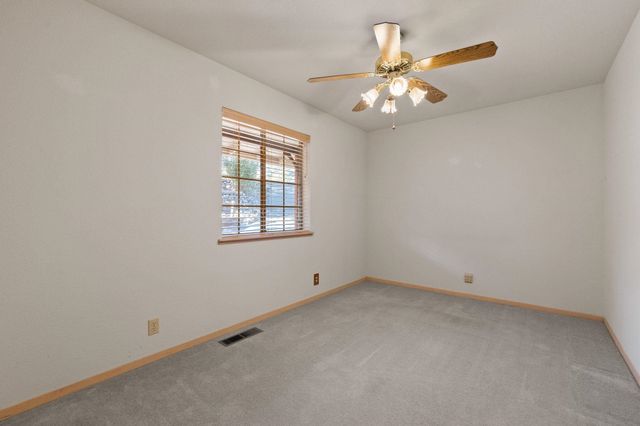 21239 Pokie Dr, Soulsbyville, CA 95372