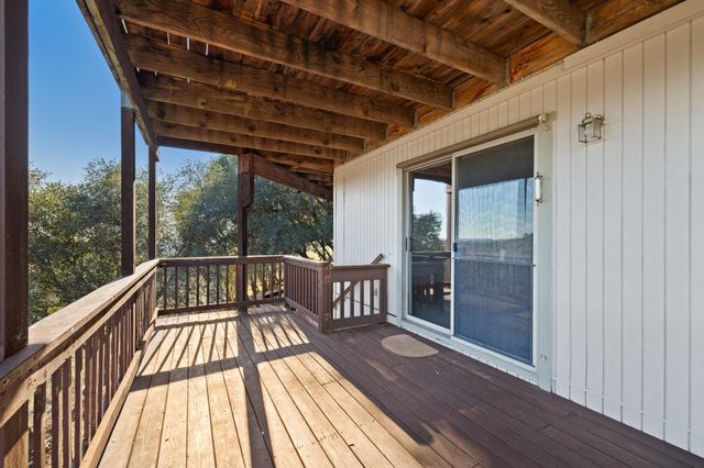 21239 Pokie Dr, Soulsbyville, CA 95372