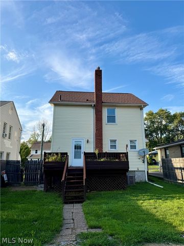 818 Saxon Avenue, Akron, OH 44314