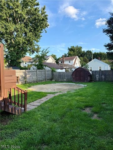 818 Saxon Avenue, Akron, OH 44314