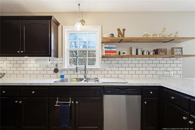 182 Brooke Run, Lumber Bridge, NC 28357